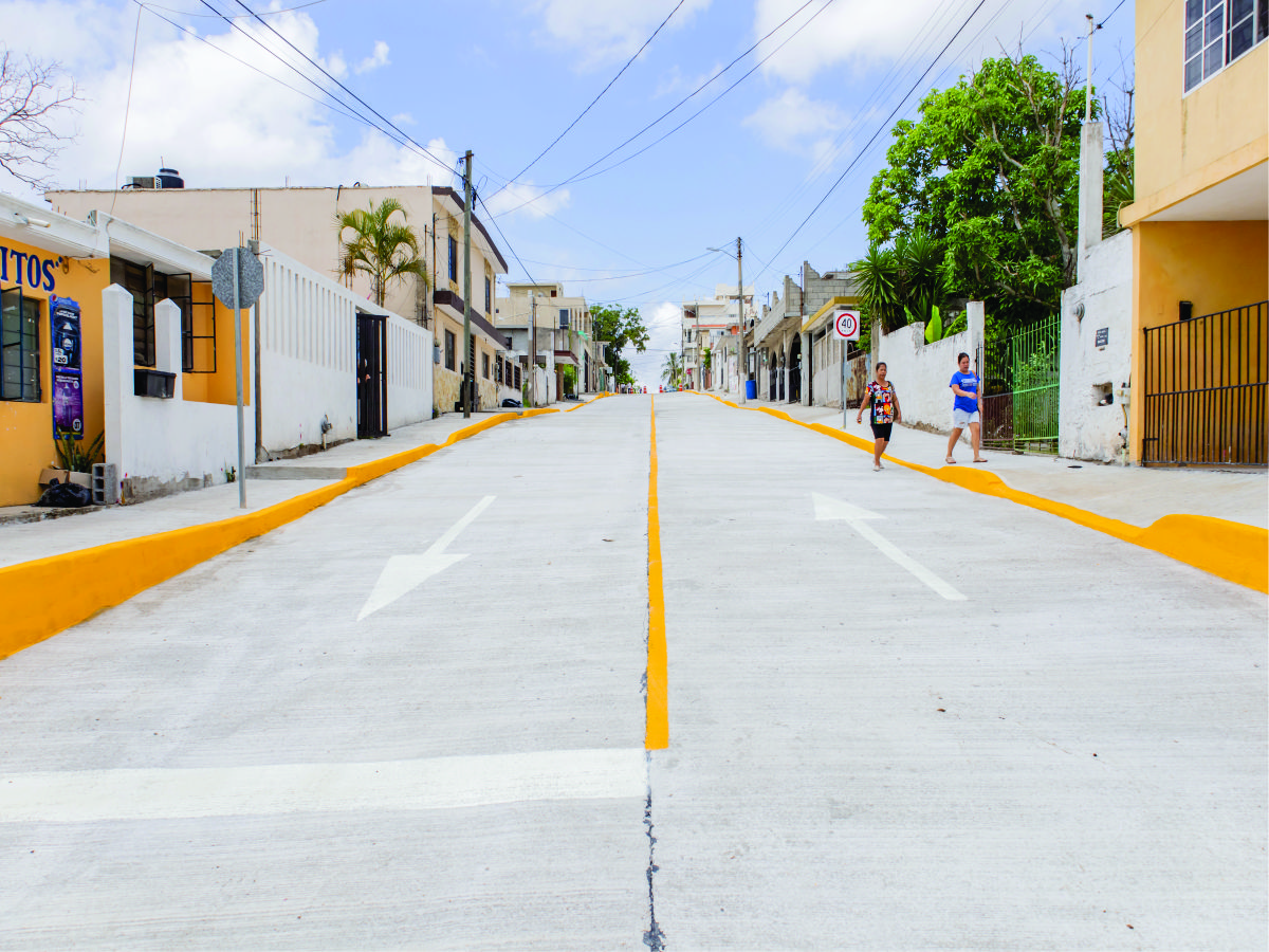 Adrián Oseguera sigue cumpliendo con la entrega de más obra pública