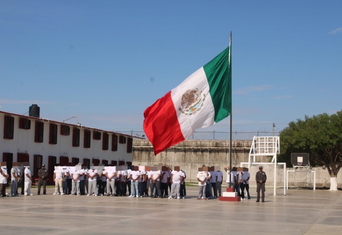 Con honores a la bandera, CEDES Matamoros recibe mes patrio